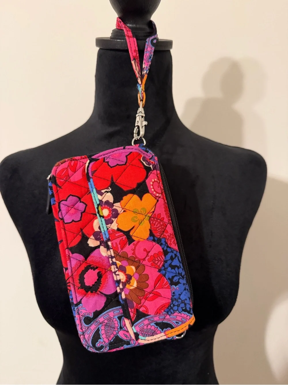 Vera Bradley Floral Quilted Wristlet Phone Wallet - Bright Pink Multi